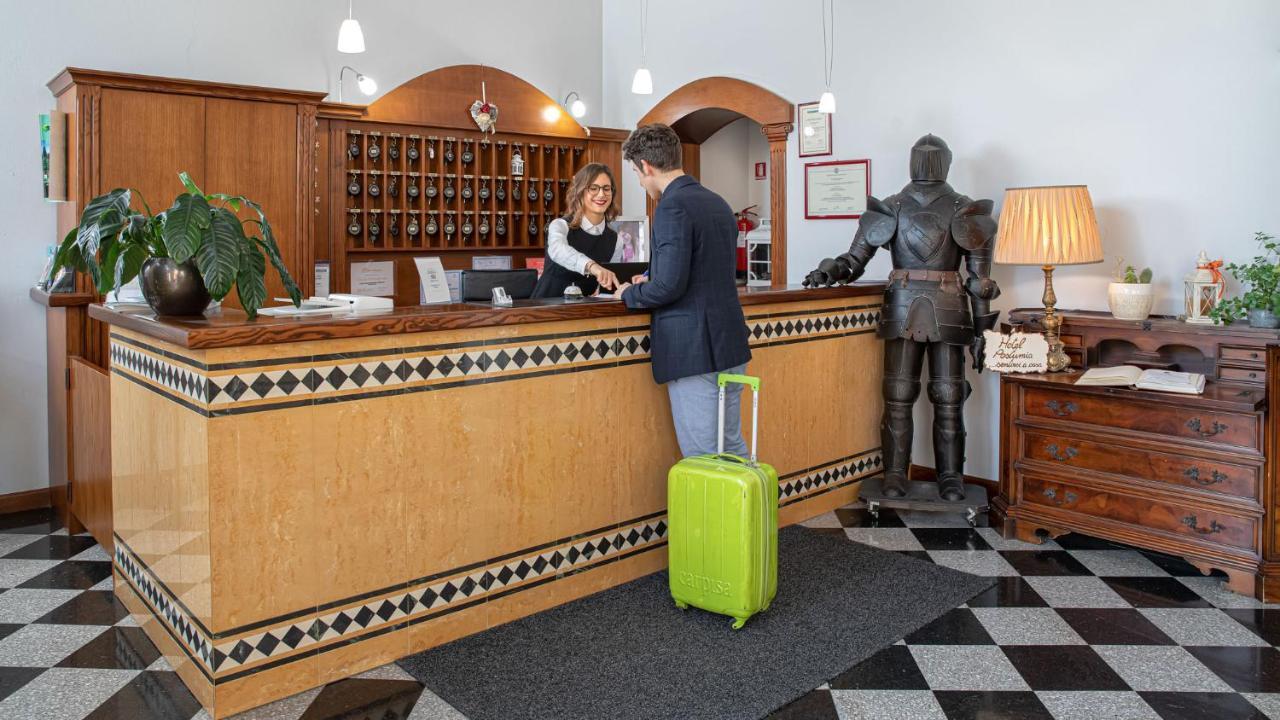 דוסובונו Hotel Postumia מראה חיצוני תמונה