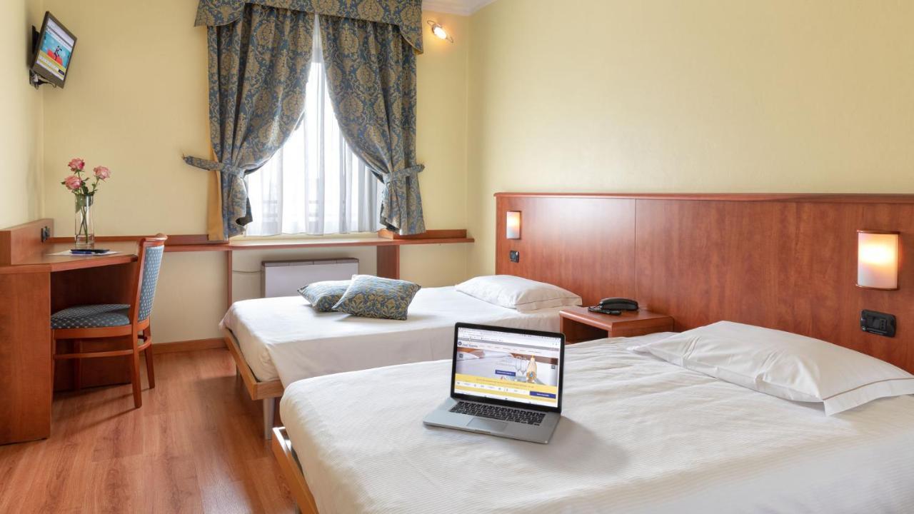 דוסובונו Hotel Postumia מראה חיצוני תמונה