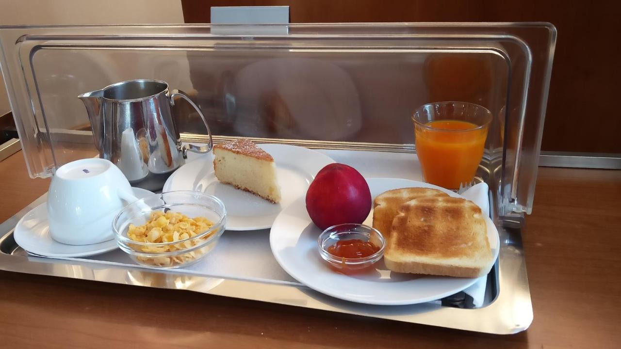 דוסובונו Hotel Postumia מראה חיצוני תמונה