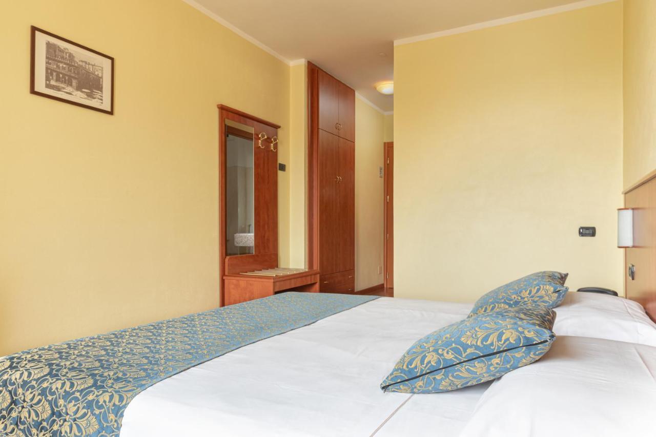 דוסובונו Hotel Postumia מראה חיצוני תמונה