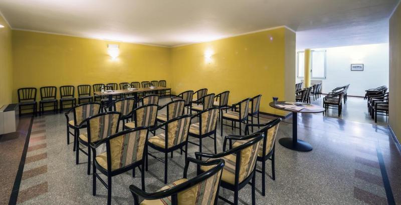 דוסובונו Hotel Postumia מראה חיצוני תמונה