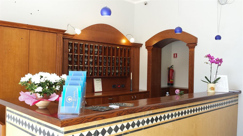 דוסובונו Hotel Postumia מראה חיצוני תמונה